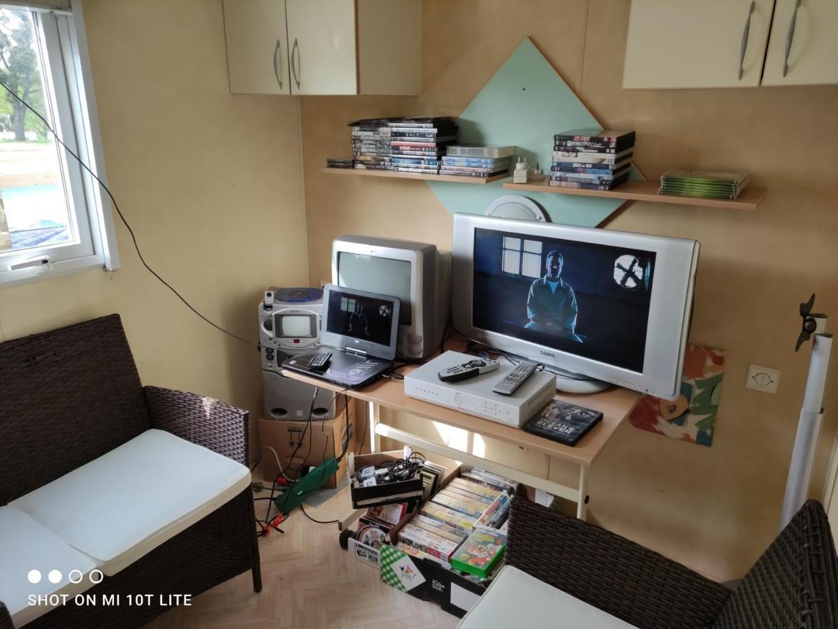 Camping Du Puy Rond Bressuire Exterior foto