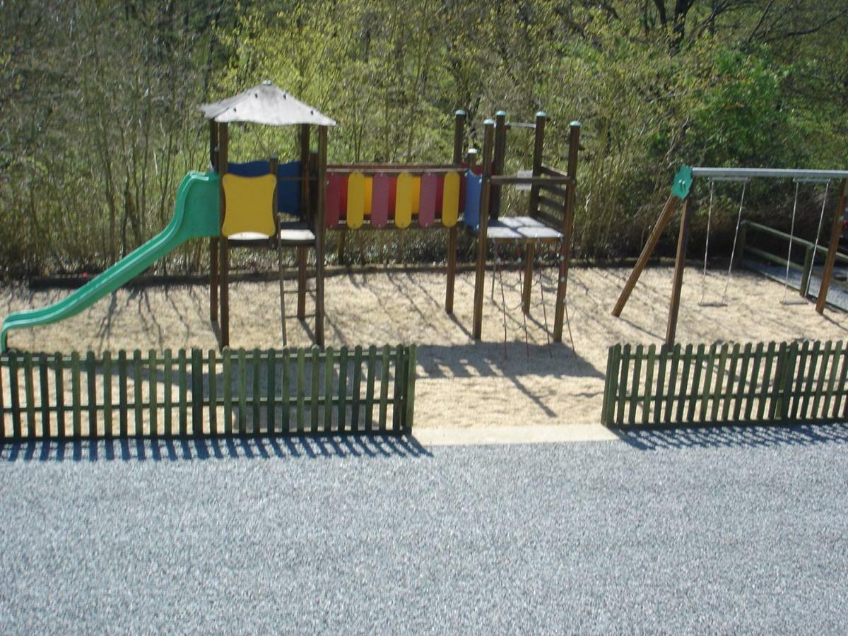 Camping Du Puy Rond Bressuire Exterior foto